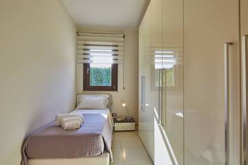 Villa for 8 Guests in Ragusa, Ragusa Province, Picture 4