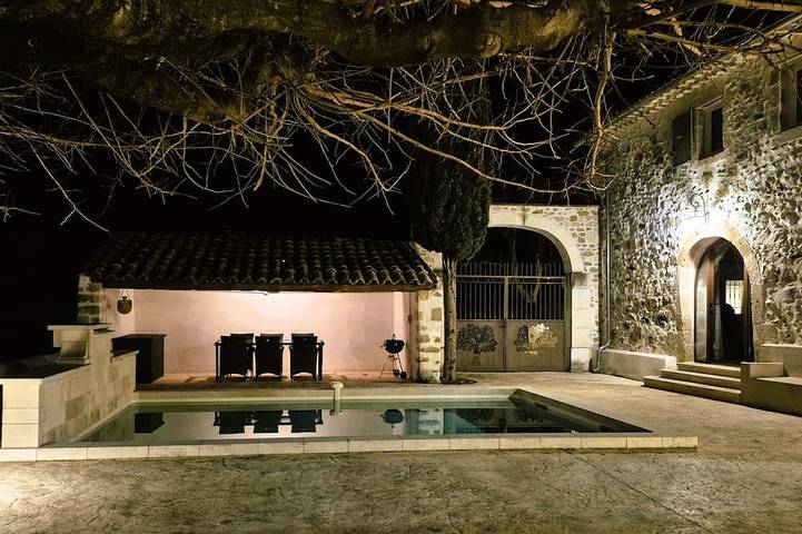 Chambre d’hôte pour 6 personnes à Saint-Just-d'Ardèche
