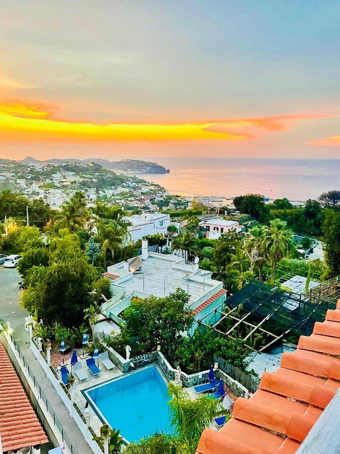 Hotel per 2 persone, con piscina e panorama nonché terrazza, con animali domestici - 1