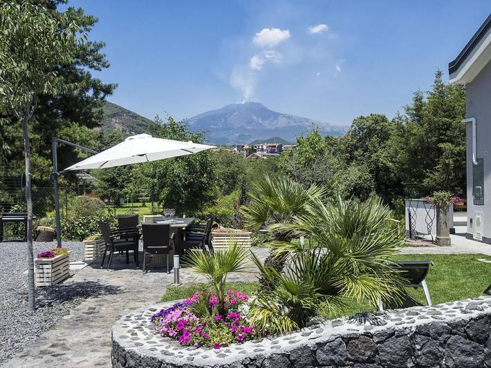 Location de vacances pour 11 personnes, avec balcon et jardin ainsi que vue et piscine à Nicolosi - 4