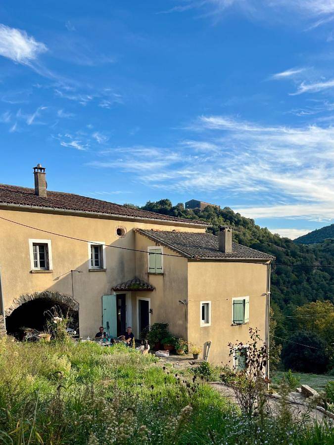 Location de vacances pour 6 personnes, avec jardin et vue à Sumène - 4