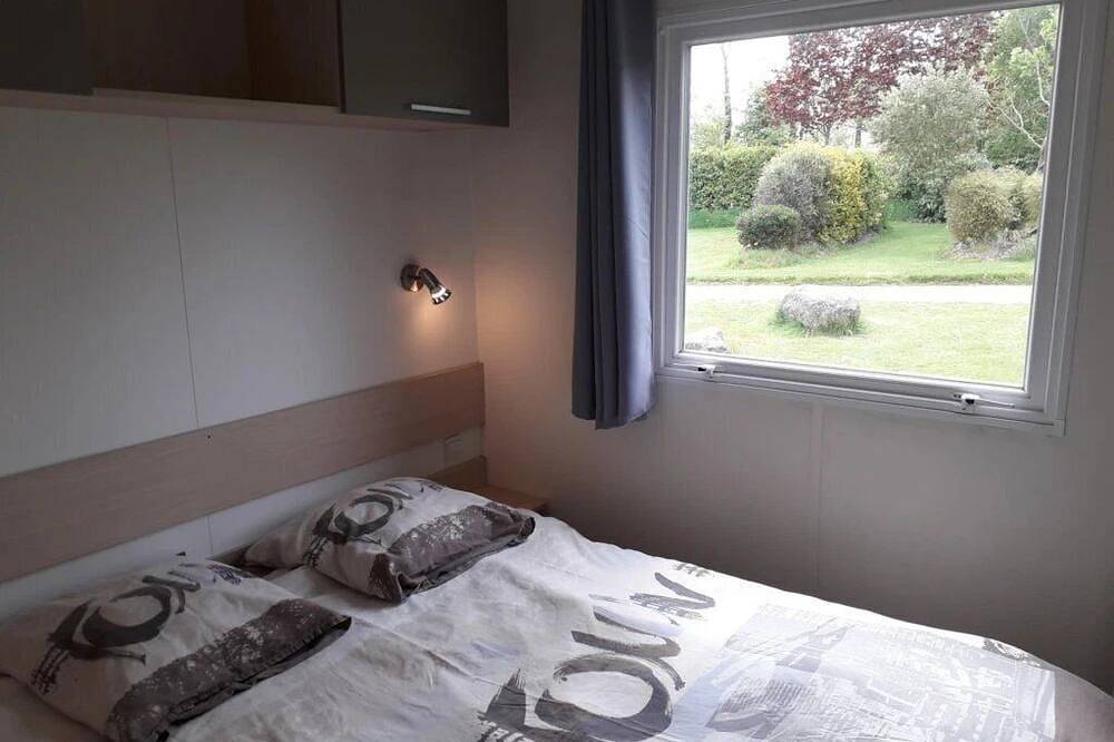 Zecamping 3* pataugeoire pet friendly fitness locatif Tv 30m2 6 pers in Pouldreuzic, Côte de Cornouaille