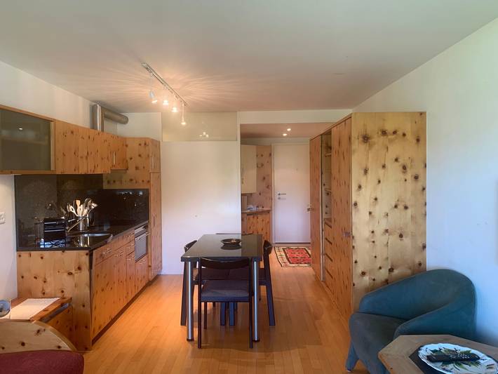 Ferienwohnung für 2 Personen, mit Balkon und Garten sowie Ausblick in Sils Maria