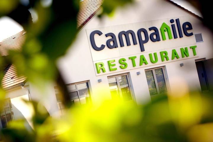 Hôtel pour 3 personnes, avec terrasse, animaux acceptés à Les Tourrettes