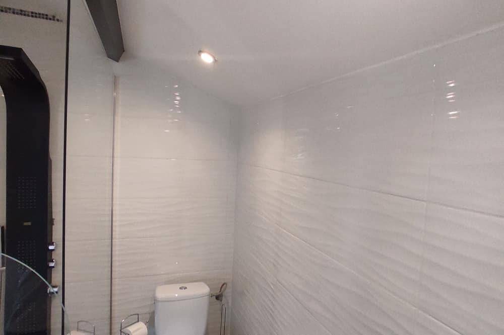 Loue gite tout équipée 20 mètres carrés avec terrasse et accès piscine partagée in Sainte-Croix-en-Plaine, Région de Colmar