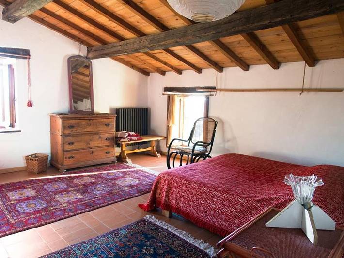 Chambre d’hôte pour 8 personnes, avec vue ainsi que jardin et piscine à Gubbio - 2
