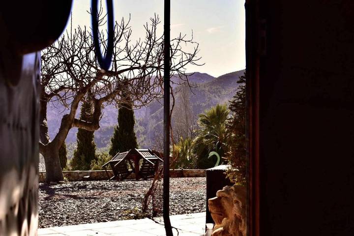 Casa de familia para 2 personas, con vistas además de jardín y piscina en Provincia de Alicante - 2