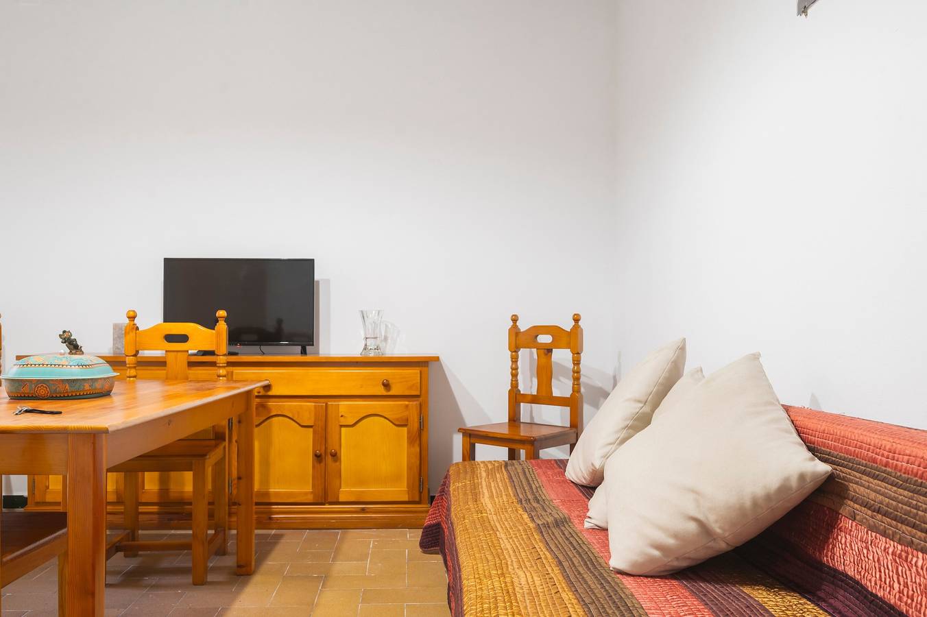 Ganze Wohnung, 'Apartment en Puente Triana' in Stadtzentrumnähe mit Patio und Wlan in Central Seville, Sevilla