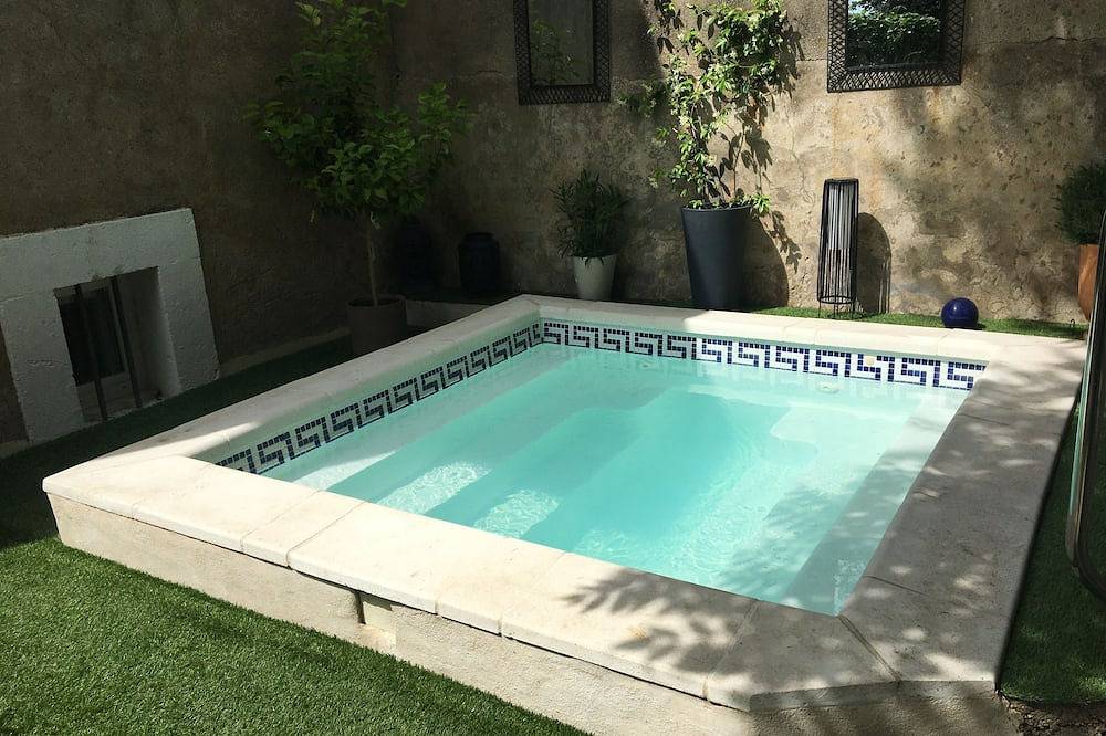 Gd Komfort, gepflegte Einrichtung, Garten, Spa und ein beheizter Swimmingpool, prox Strand. in Béziers, Mittelmeerküste (Frankreich)