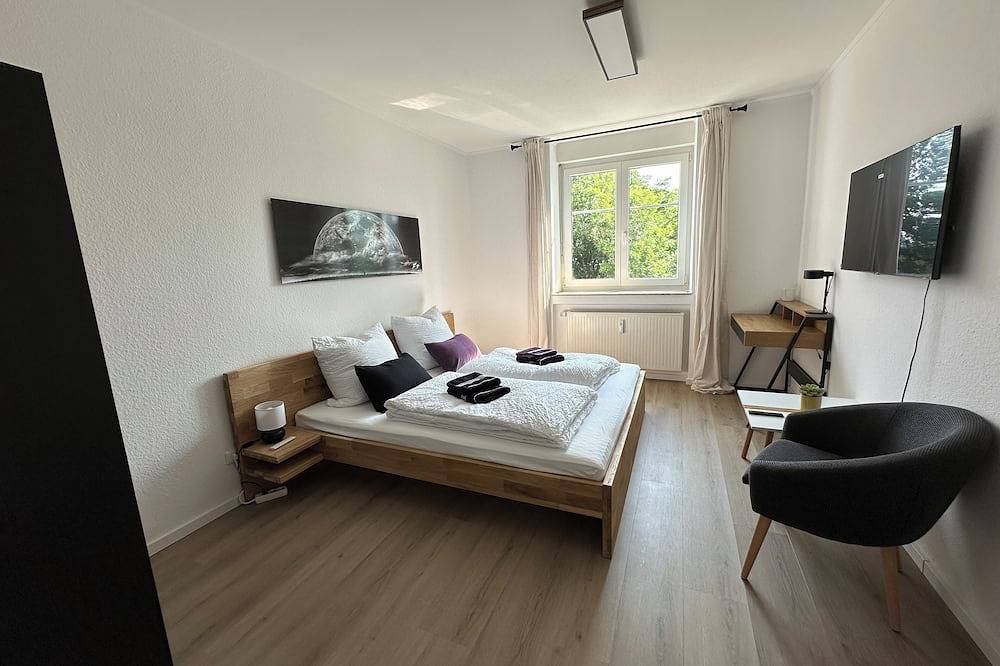 Ganze Wohnung, Kirschbaum Apartment - Schnell im Zentrum und schnell im Grünen und am Wasser in Landsberg am Lech, Romantische Straße