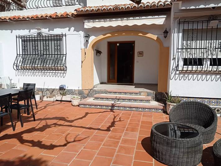 Chalet para 8 personas, con Terraza y Jardín en Gandía