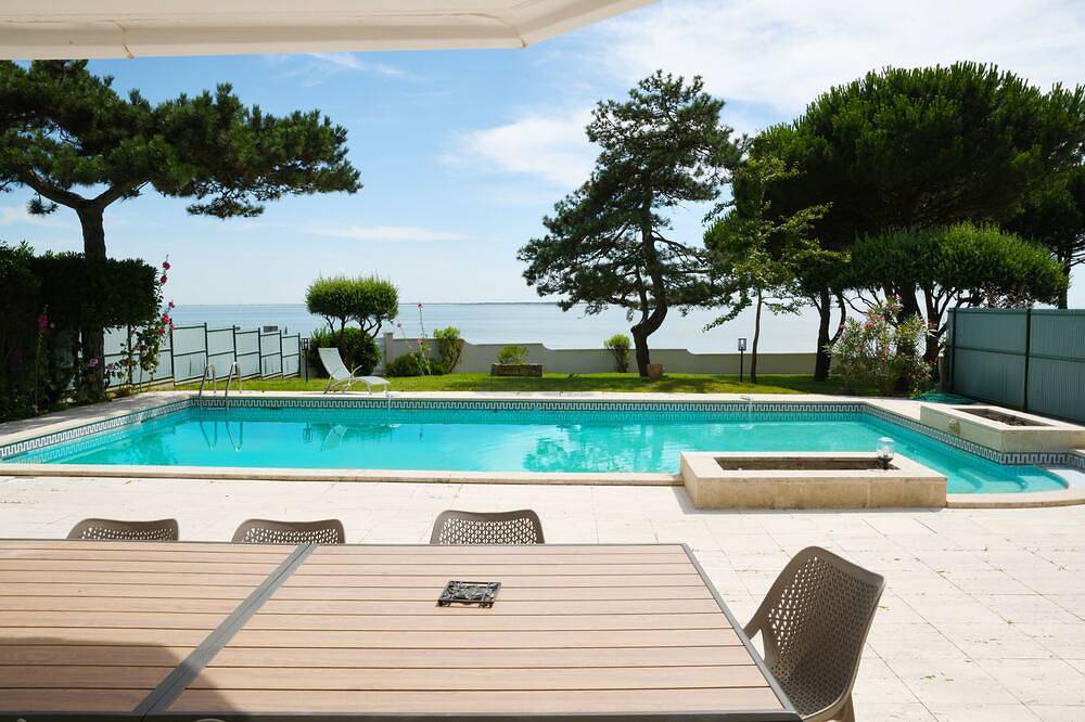 Villa pour 12 Personnes dans Pontaillac, Royan