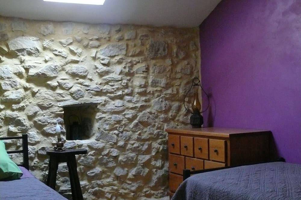 Mittelalterliche Hütte \"Pastourelle\" Mas im Xviii in Bollène, Vaucluse