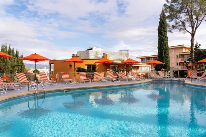 Hotel für 2 Personen, mit Terrasse und Garten sowie Pool in Cala Major - 2