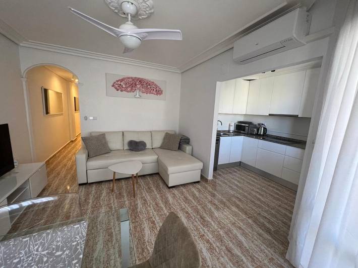 Apartamento de vacaciones para 4 personas, con piscina para niños y terraza además de vistas y piscina - 1