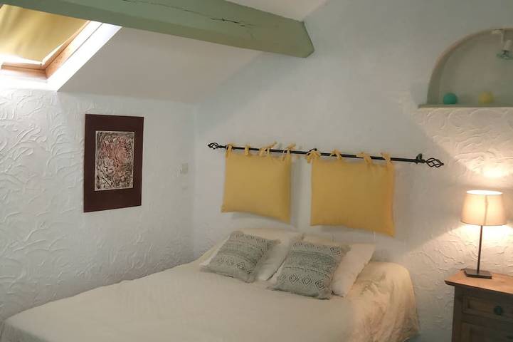 Gîte pour 6 personnes, avec terrasse et jardin, animaux acceptés à Madiran - 3