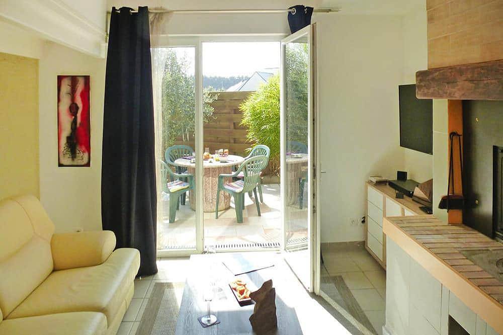 Maison à 600 m de la mer et de l'ile de Sieck in Le Dossen, Santec