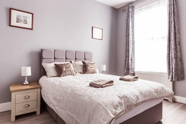 Location de vacances pour 8 personnes, avec jacuzzi ainsi que jardin et terrasse à Londres - 3