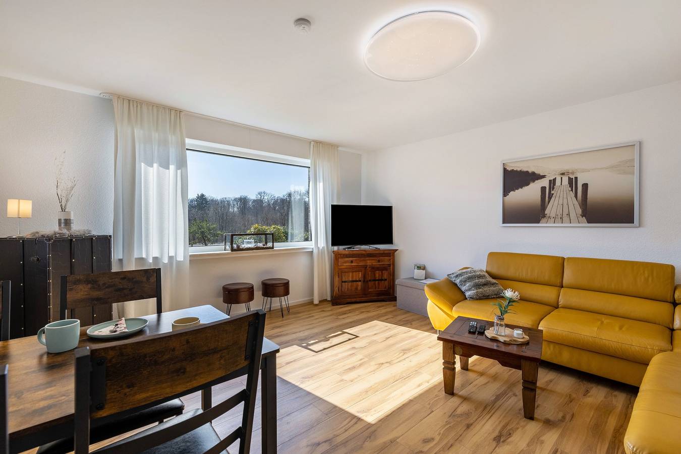 Apartamento entero, Apartamento 'Frank' con vistas al lago, terraza privada y Wi-Fi in Langscheid (Sorpesee), Sundern