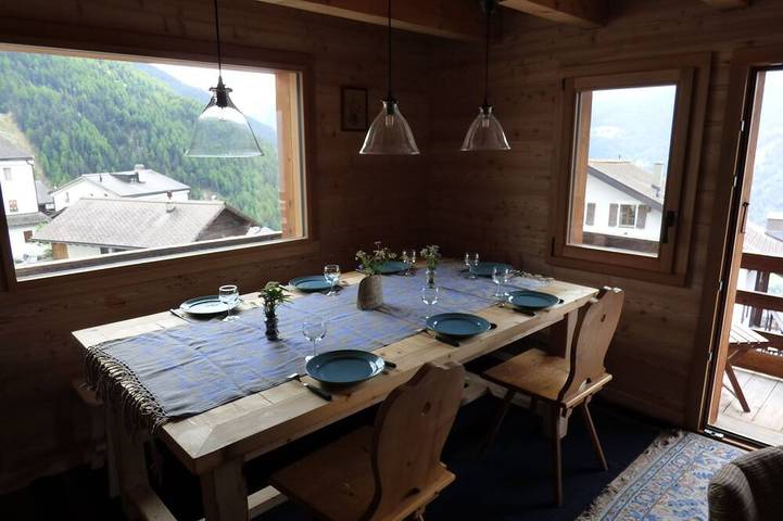 Gîte pour 7 personnes, avec jacuzzi et balcon dans Saint Luc