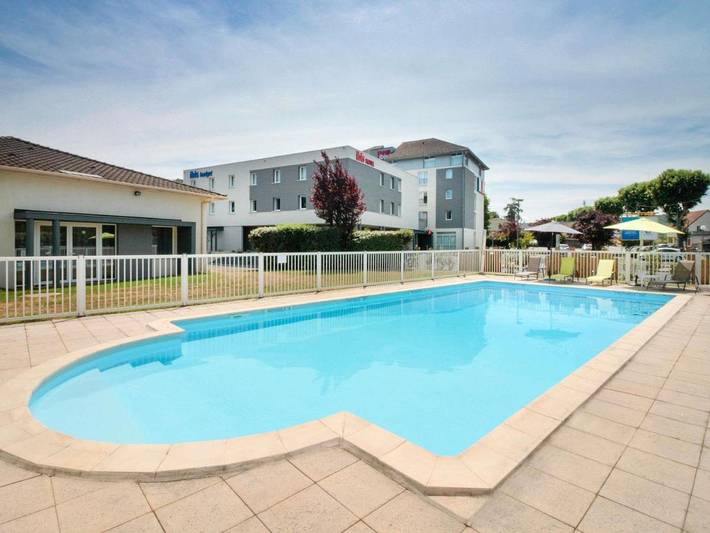 Hôtel pour 4 personnes, avec piscine et jardin