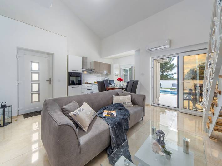 Villa pour 6 personnes, avec terrasse et jardin à Šibenik - 3