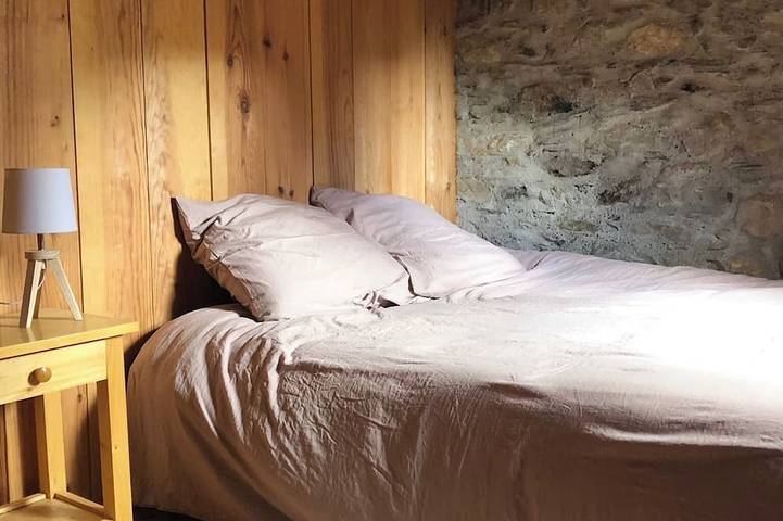 Location de vacances pour 10 personnes, avec jardin à Oô - 2