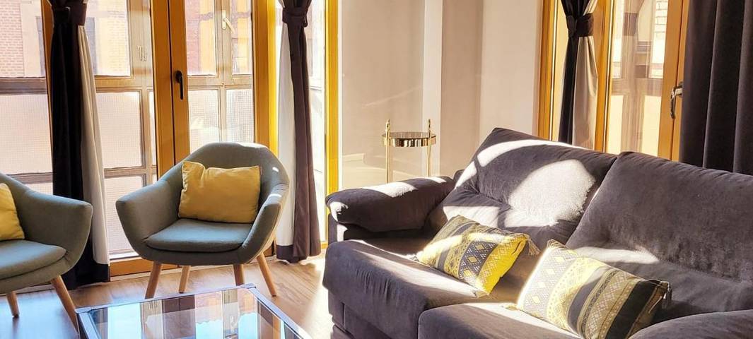 Appartement de vacances pour 6 personnes, avec Balcon ainsi que Terrasse et Vue