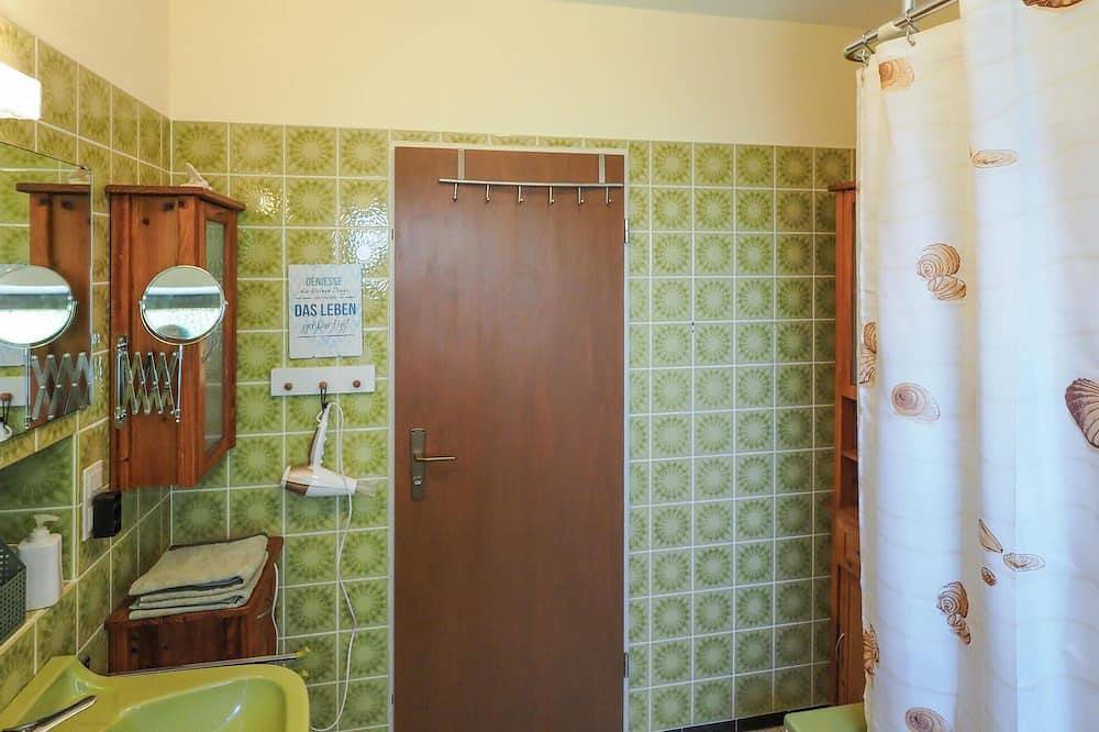 Ganze Wohnung, Nice apartment in Grenderich with Wifi in Grenderich, Cochem-Zell