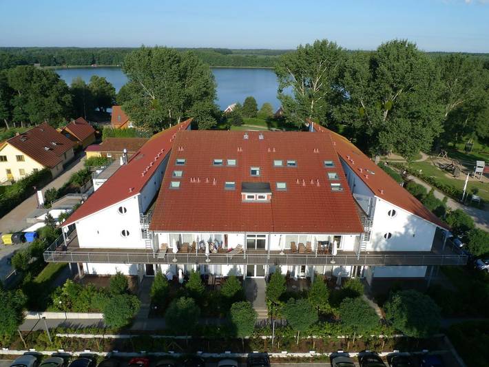 Ferienwohnung für 3 Personen, mit Whirlpool und Terrasse sowie Sauna und Seeblick in Mirow - 2