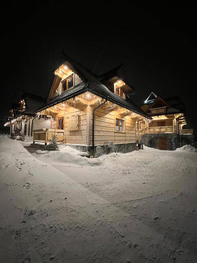 Apartament wakacyjny dla 8 osób, z ogród i jacuzzi oraz sauna w Czarna Góra