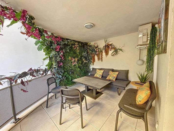 Gîte pour 4 personnes, avec terrasse dans Office De Tourisme De Calvi - 3