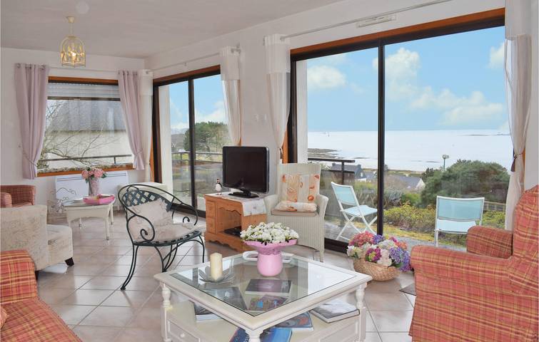 Location de vacances pour 6 personnes, avec jardin et terrasse à Trélévern - 4