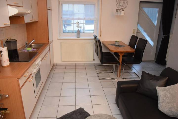 Ferienwohnung für 2 Personen, mit Terrasse und Ausblick in Sankt Aldegund - 4