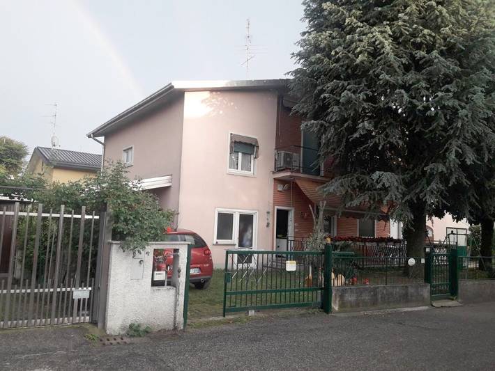 Maison d’hôte pour 2 personnes, avec Terrasse ainsi que Jardin et Vue à Lainate