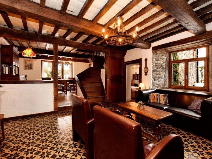 Location de vacances pour 9 personnes, avec Jardin à Tenneville