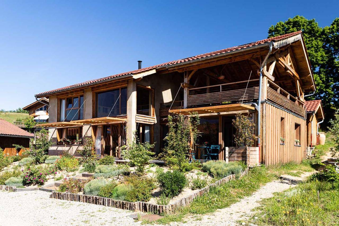 Appartement entier, Graine de Tilia in Saint-Antoine-l'Abbaye, Isère
