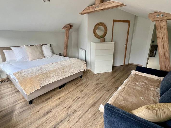 Location de vacances pour 6 personnes, avec jardin à Genas - 4