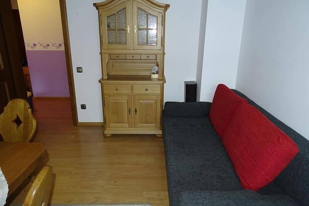 Ganze Wohnung, Ferienwohnung Sankt Lukas - Ferienwohnung in Oberammergau, Bayerische Alpen
