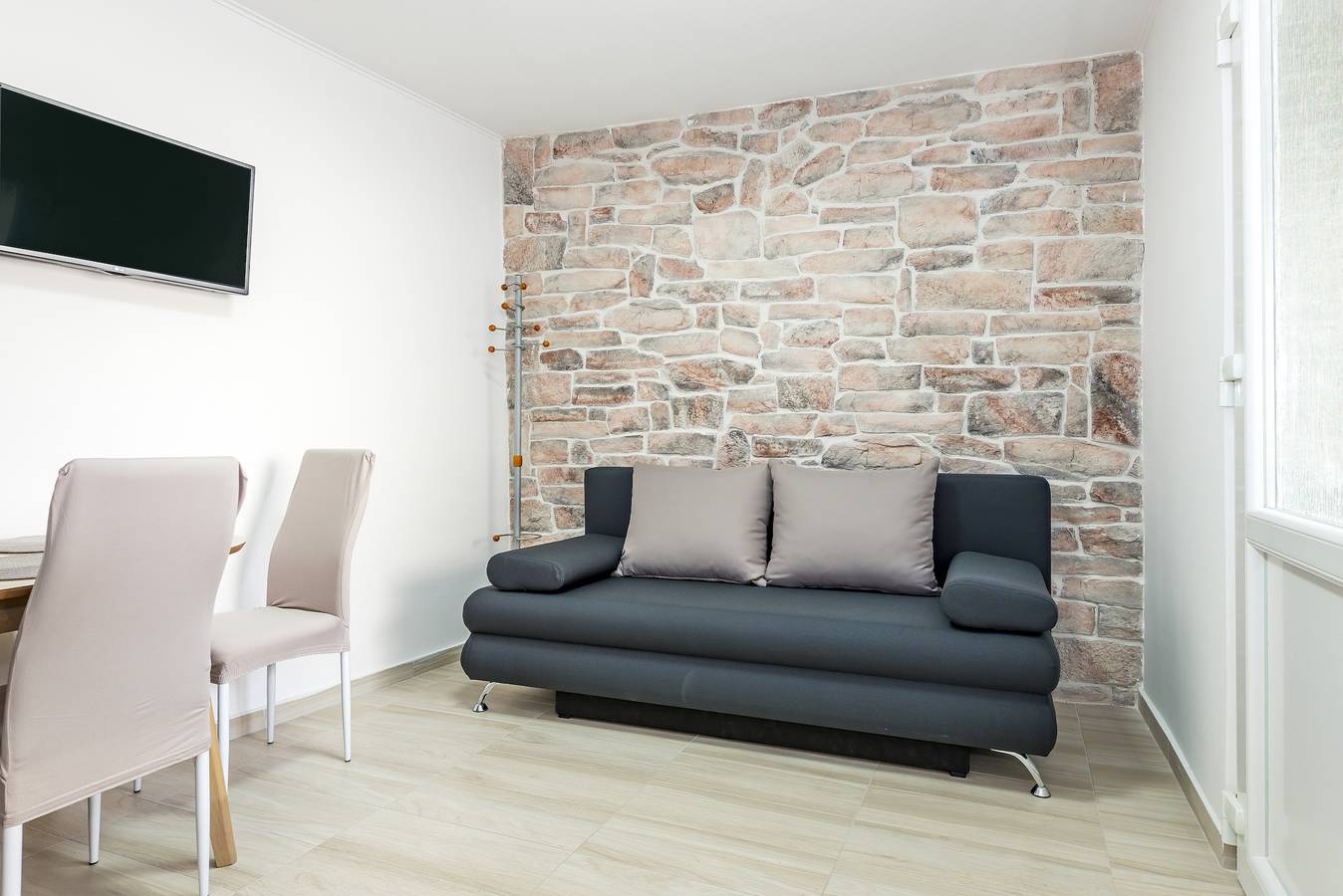 Ganze Wohnung, 1-Zimmer-Ferienwohnung mit Terrasse Sibenik A-21075-b in Sibenik, Šibenik-Knin