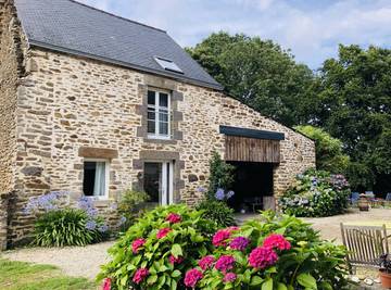 Gîte pour 4 personnes, avec jardin à Pleudihen-sur-Rance