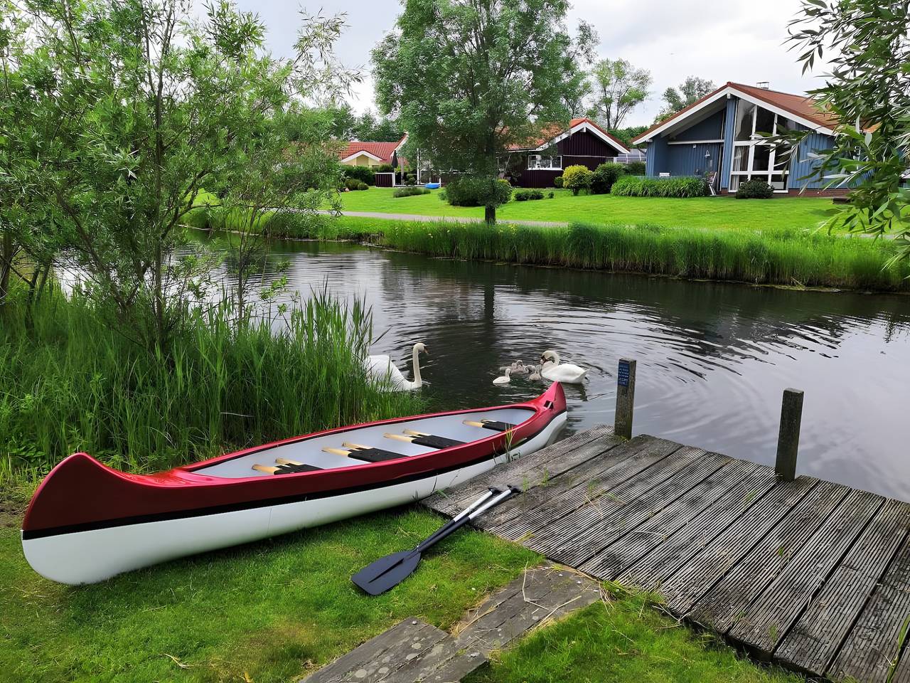 Ferienhaus 'Schneekäpchen' mit Seeblick, Wlan und Klimaanlage in Otterndorf, Cuxland