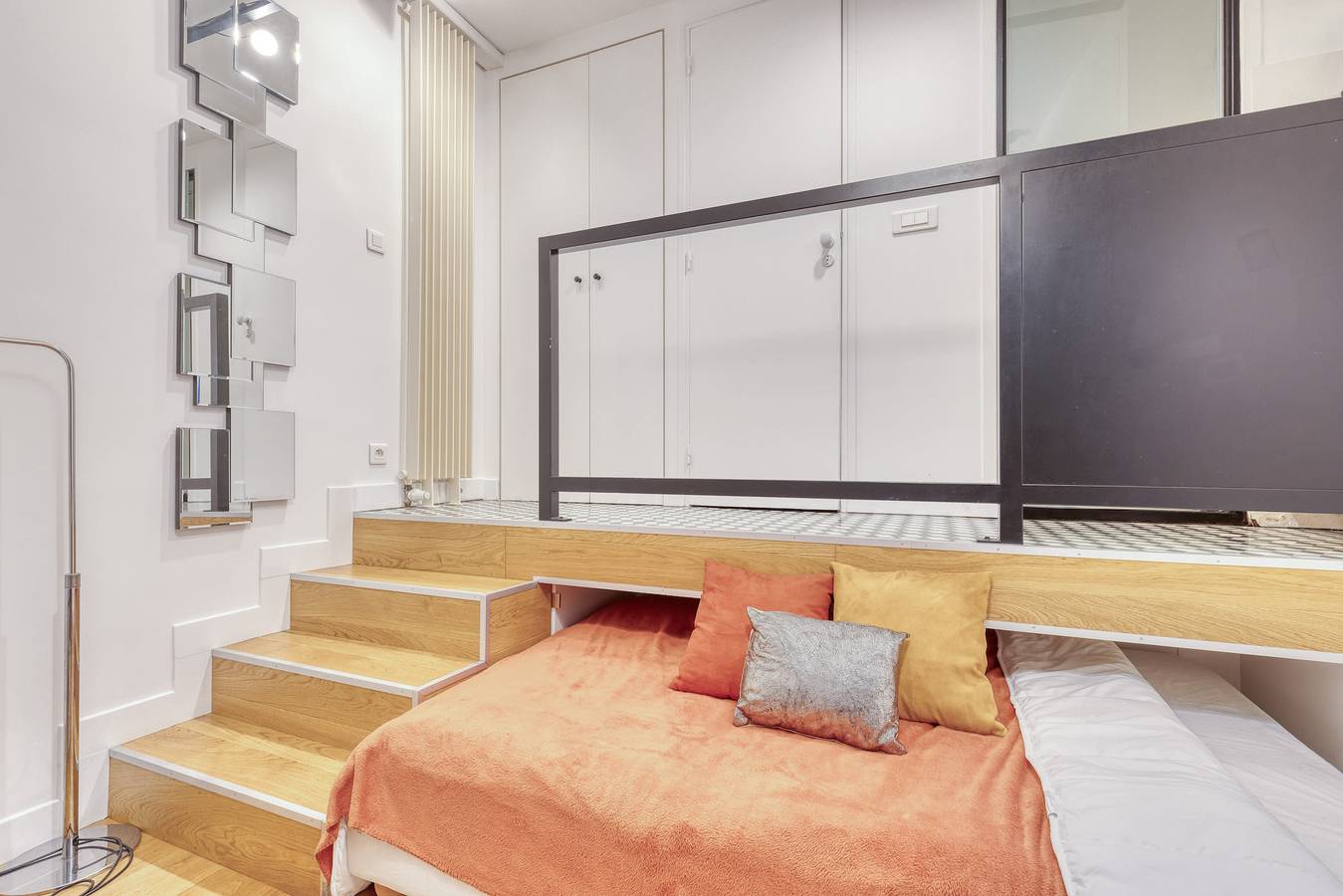 Entire apartment, Cozy Studio in the Latin district-St Jacques-Midt in Paris, Ile de France