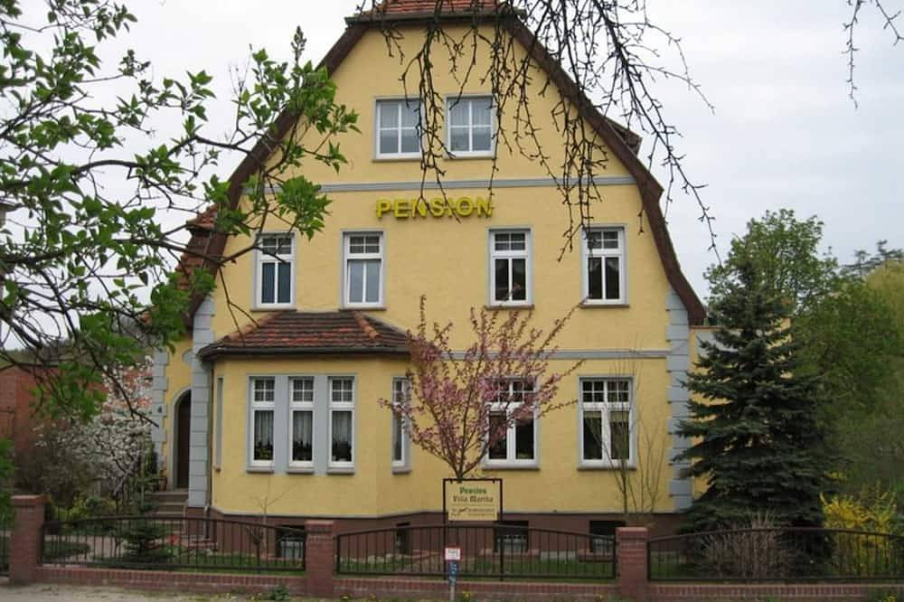 Einzelzimmer - Pension Villa Martha in Tollensesee, Burg Stargard