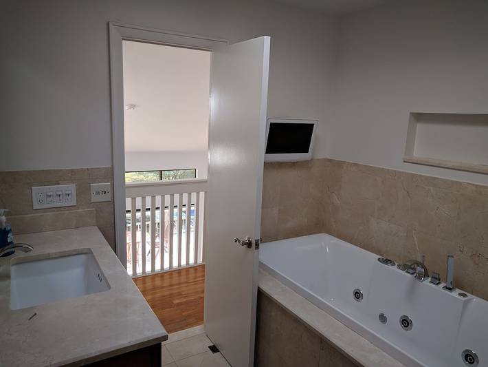 Ferienhaus für 8 Personen, mit Terrasse und Garten sowie Whirlpool - 1