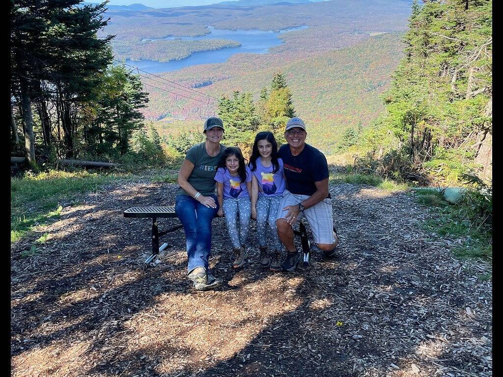Ganze Wohnung, Ski in Ski out Condo at Seasons on Mount Snow Hosted by Dean and Tina in Dover (VT), Mount Snow
