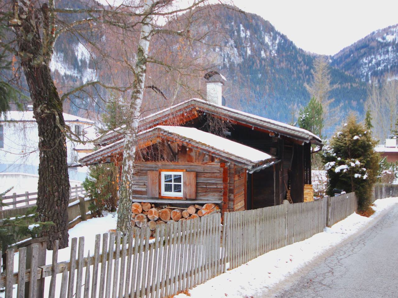 Hüttl in Stubaier Alpen, Trins