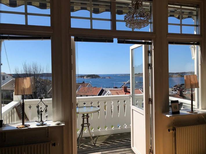 Lägenhet för 8 Personer, med Balkong samt Terass och Trädgård och Utsikt i Strömstad