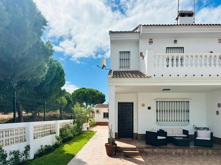 Casa de vacaciones para 4 personas, con vistas y jardín - 1