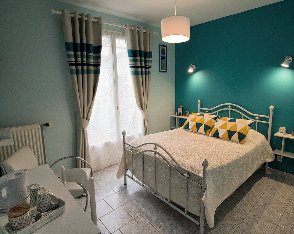 Les Rendzines - Chambre pastel in Nuisement-sur-Coole, Marne